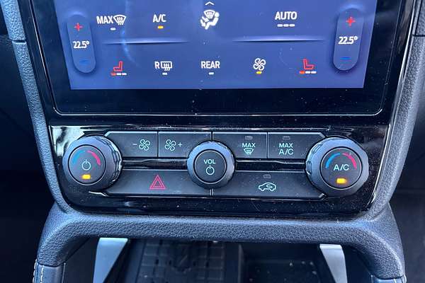 2022 Ford Everest Platinum 3.0L