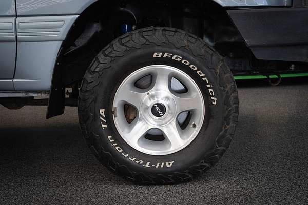 2002 Toyota Landcruiser GXL HZJ105R