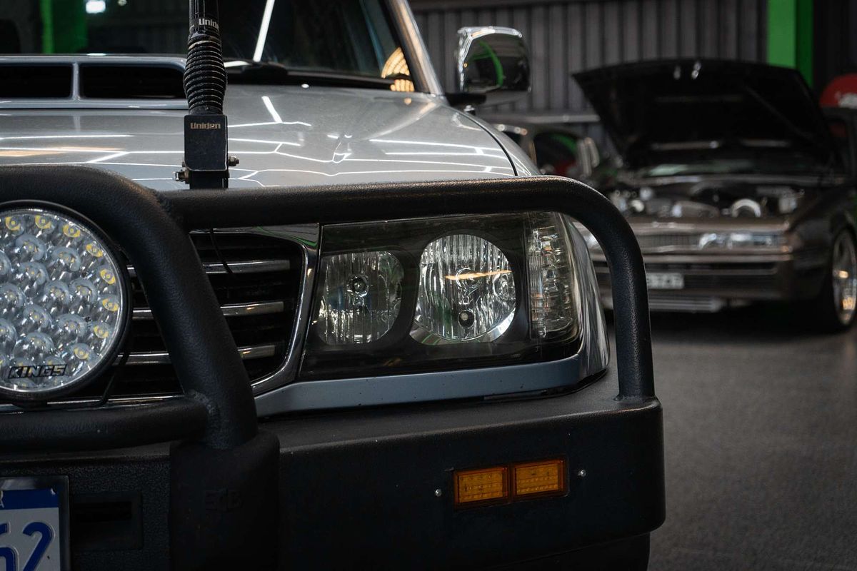 2002 Toyota Landcruiser GXL HZJ105R