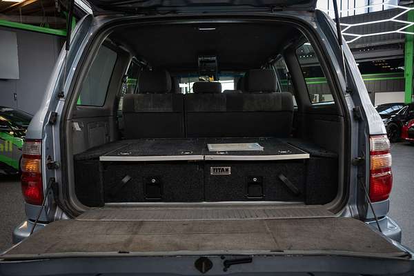 2002 Toyota Landcruiser GXL HZJ105R