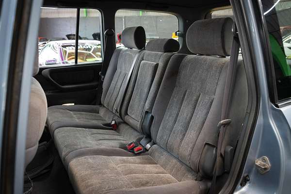 2002 Toyota Landcruiser GXL HZJ105R