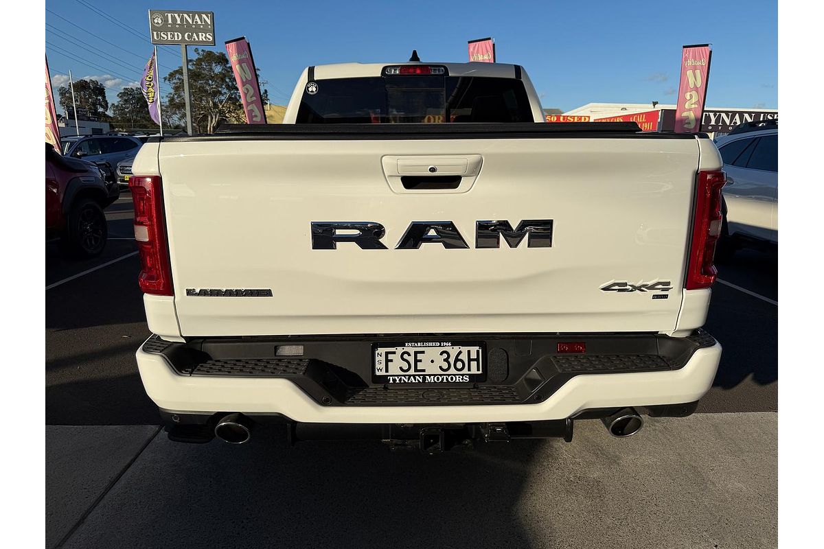 2025 RAM 1500 Laramie Sport Hurricane SO RamBox DT 4X4 SWB