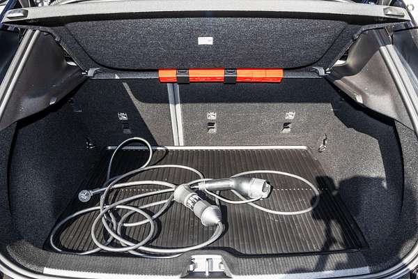 2024 Volvo EX30 Single Motor Extended Range Ultra