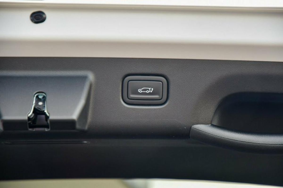 2024 Hyundai Kona Premium SX2.V2