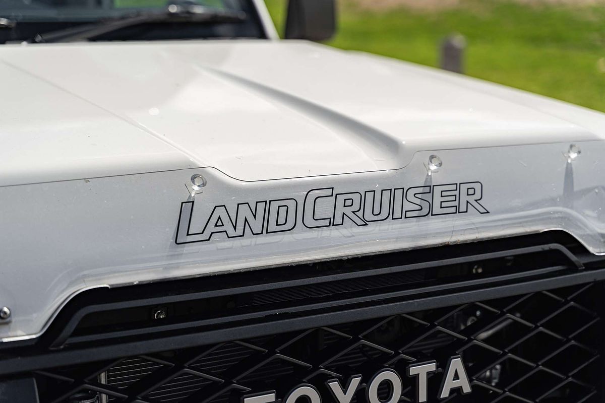 2024 Toyota Landcruiser GXL GDJL79R