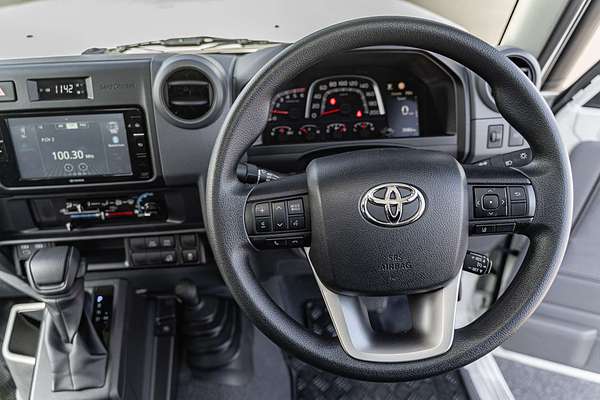 2024 Toyota Landcruiser GXL GDJL79R