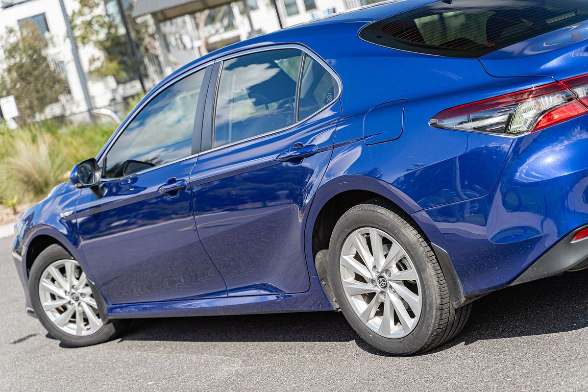 2021 Toyota Camry Ascent AXVH70R