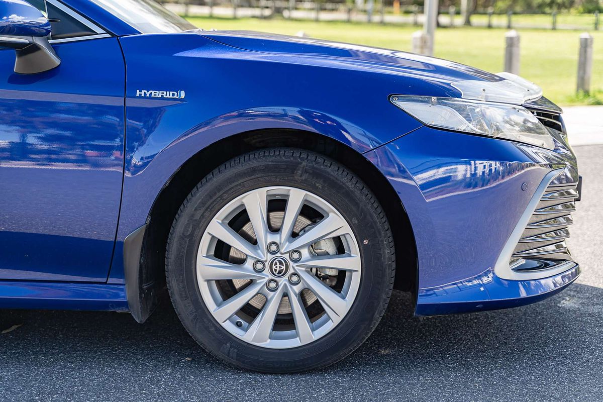 2021 Toyota Camry Ascent AXVH70R