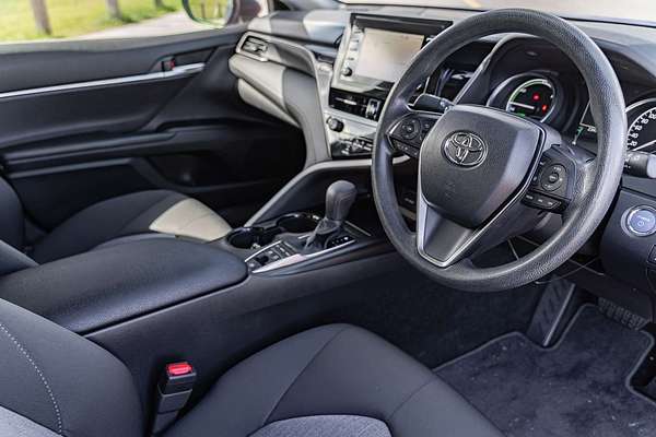 2021 Toyota Camry Ascent AXVH70R