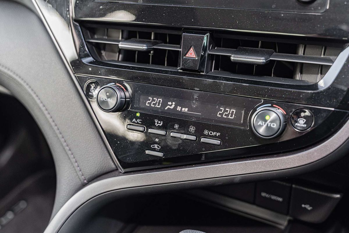 2021 Toyota Camry Ascent AXVH70R
