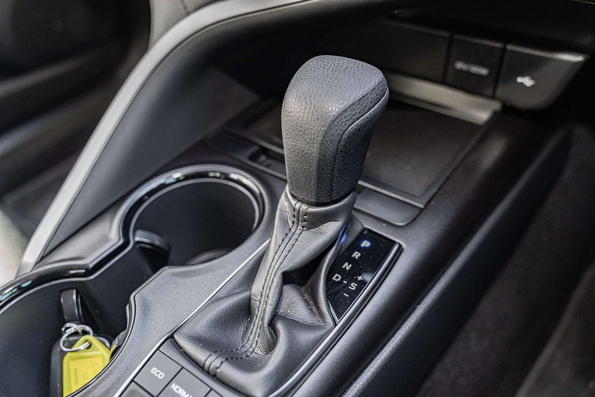 2021 Toyota Camry Ascent AXVH70R
