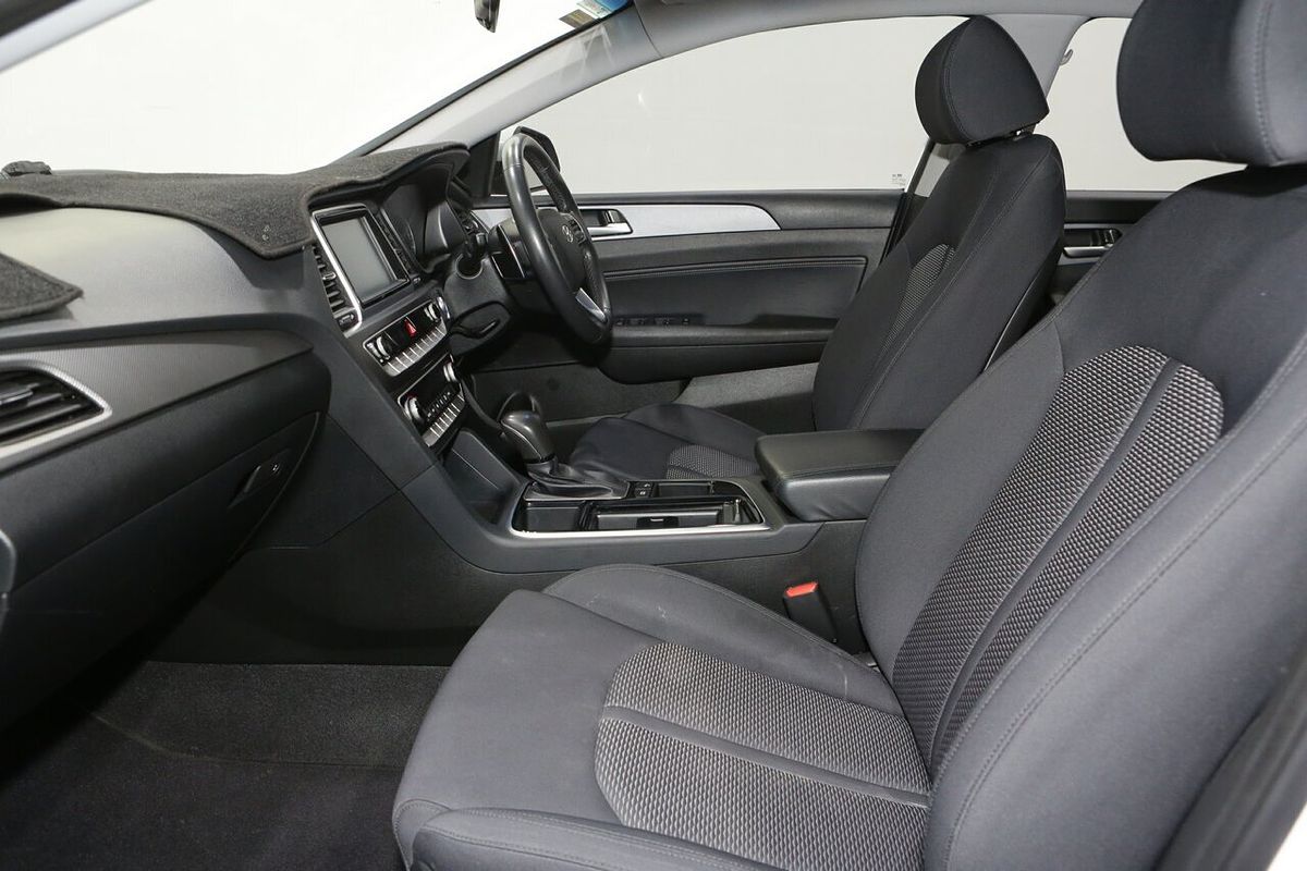 2018 Hyundai Sonata Active LF4