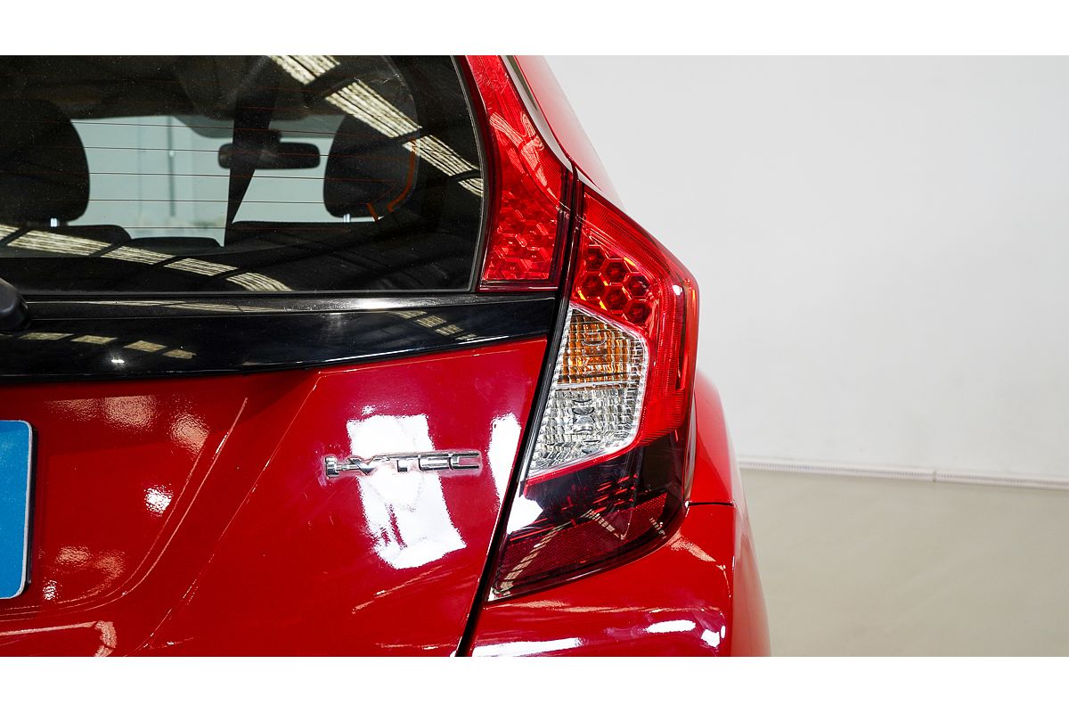 2015 Honda Jazz VTi GF