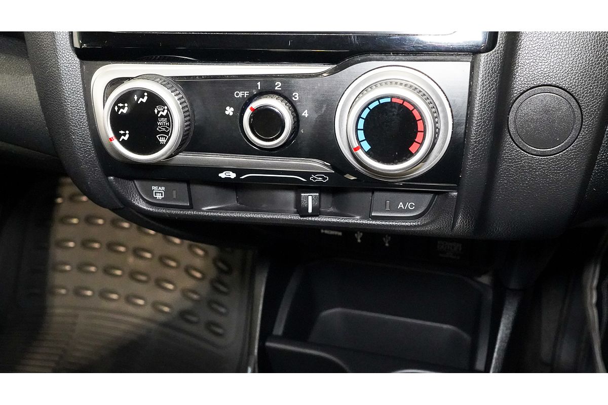 2015 Honda Jazz VTi GF