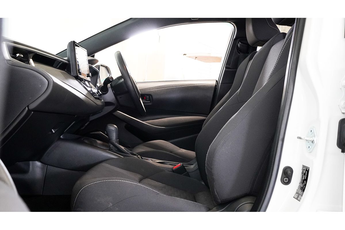 2020 Toyota Corolla Ascent Sport Hybrid ZWE211R
