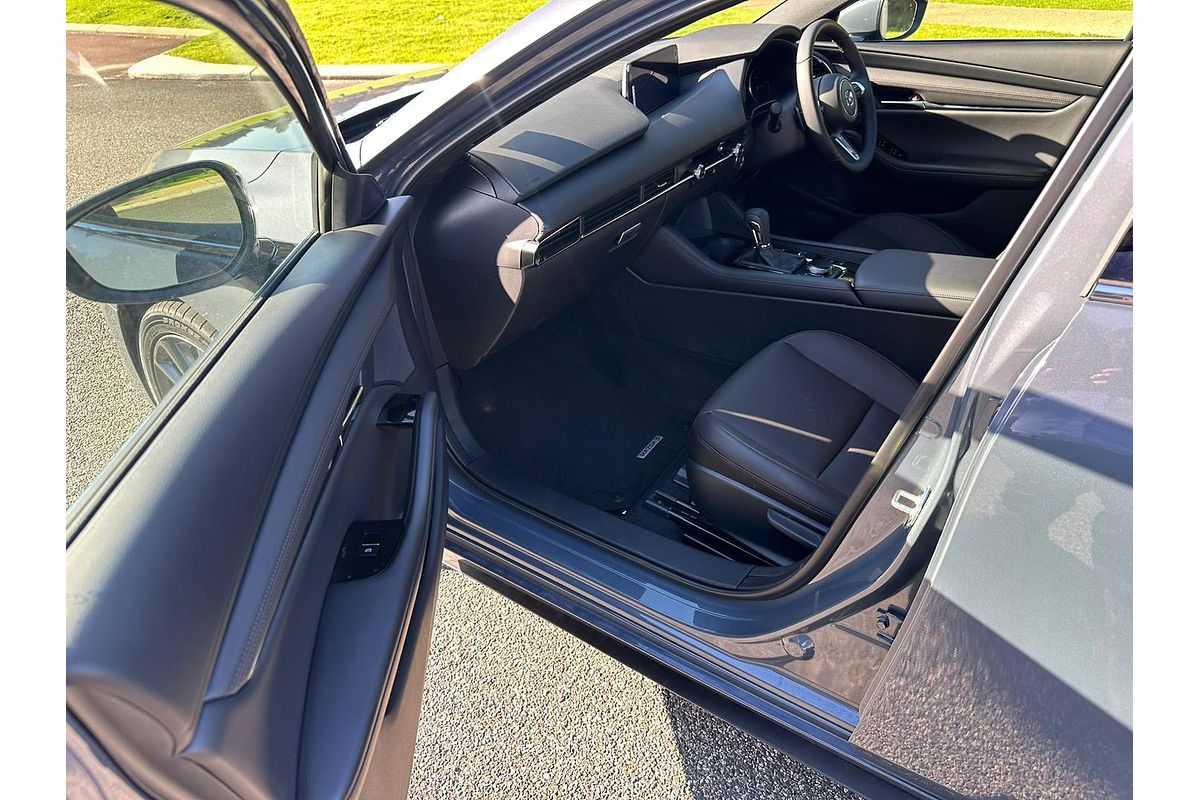 2025 Mazda 3 G20 Touring BP Series