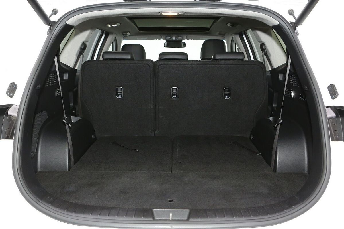 2019 Hyundai Santa Fe Highlander TM.2