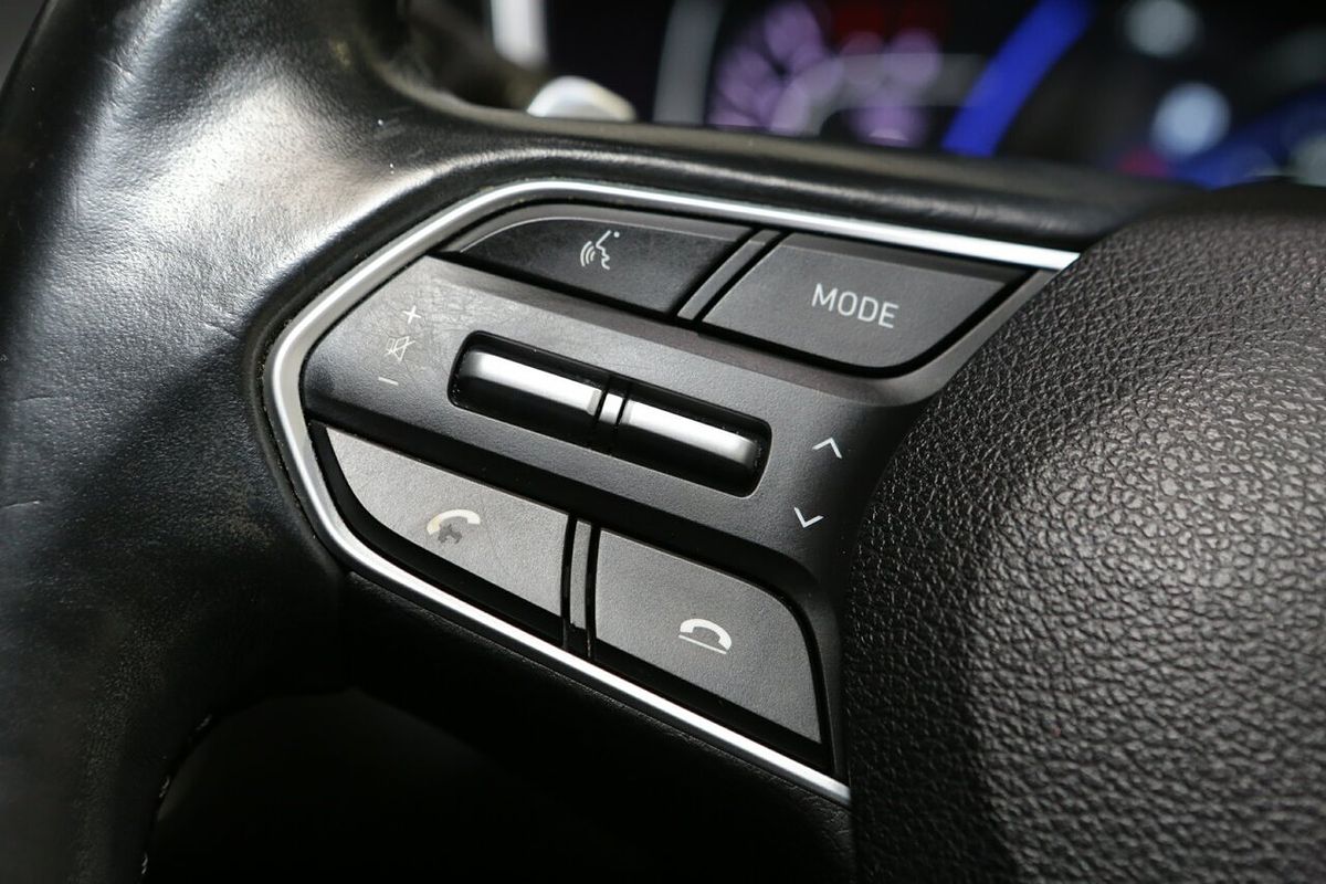 2019 Hyundai Santa Fe Highlander TM.2