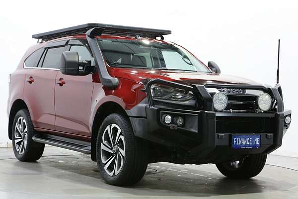 2022 Isuzu MU-X LS-T