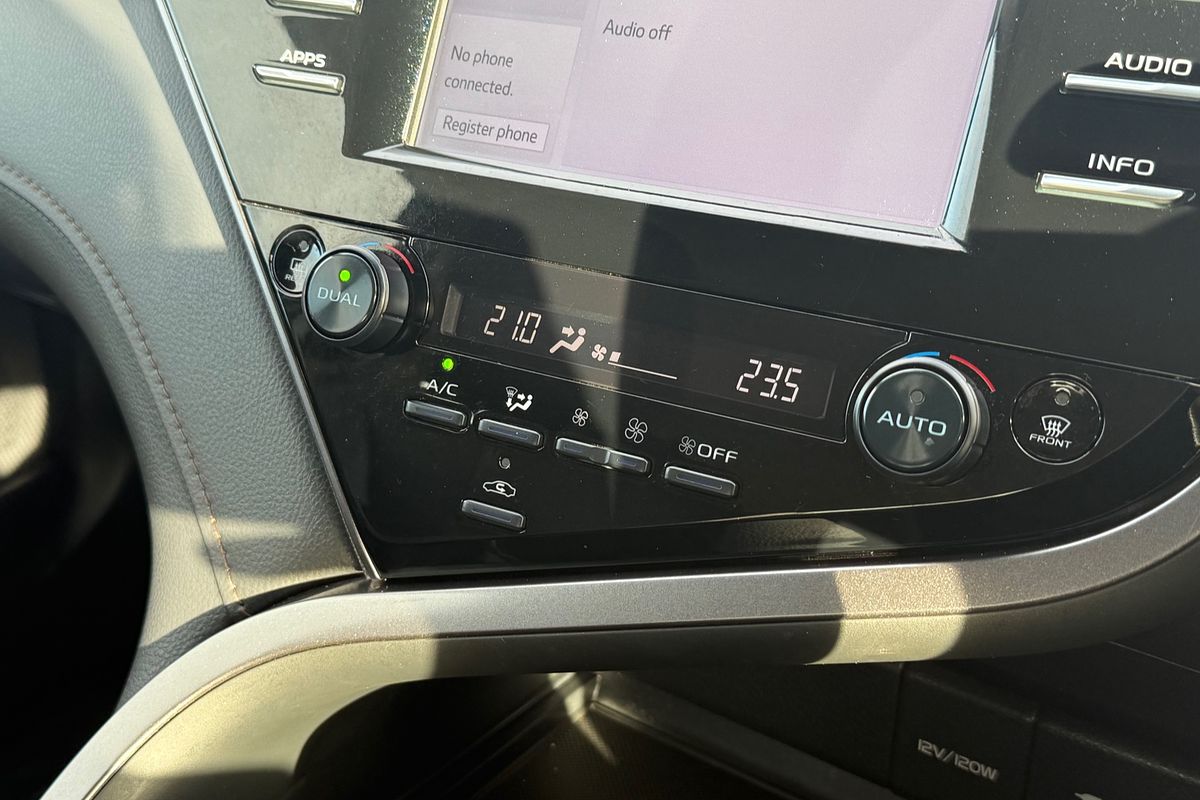 2019 Toyota Camry Ascent AXVH71R