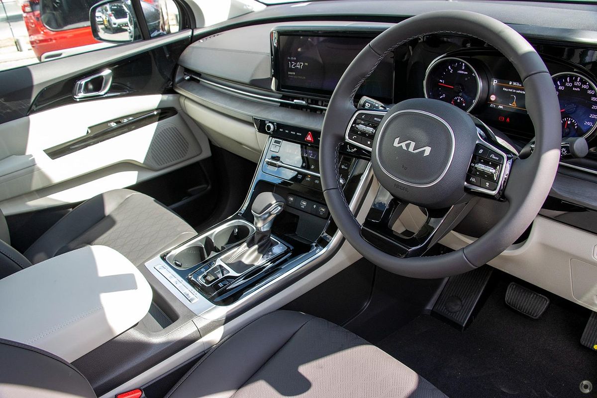 2023 Kia Carnival Special Edition KA4