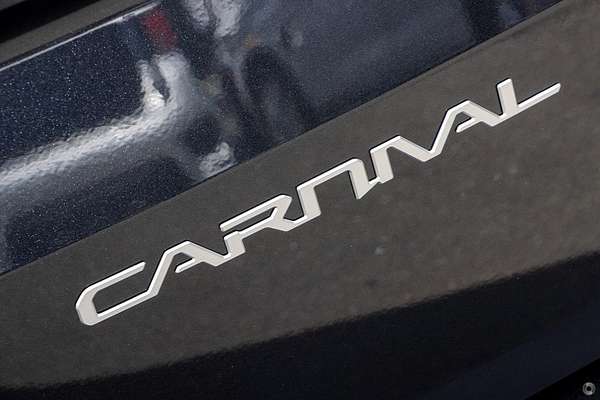 2023 Kia Carnival Special Edition KA4