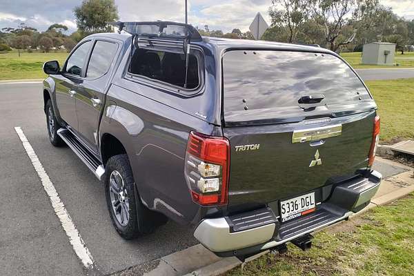 2021 Mitsubishi MR