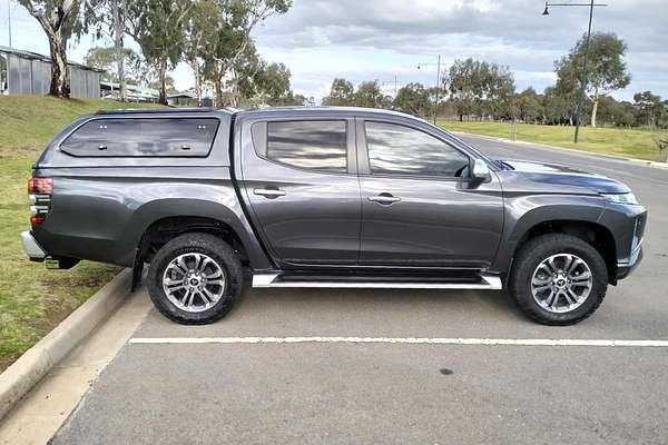 2021 Mitsubishi MR