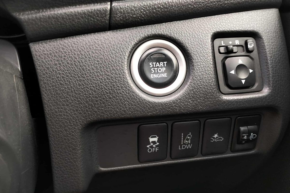 2021 Mitsubishi MR