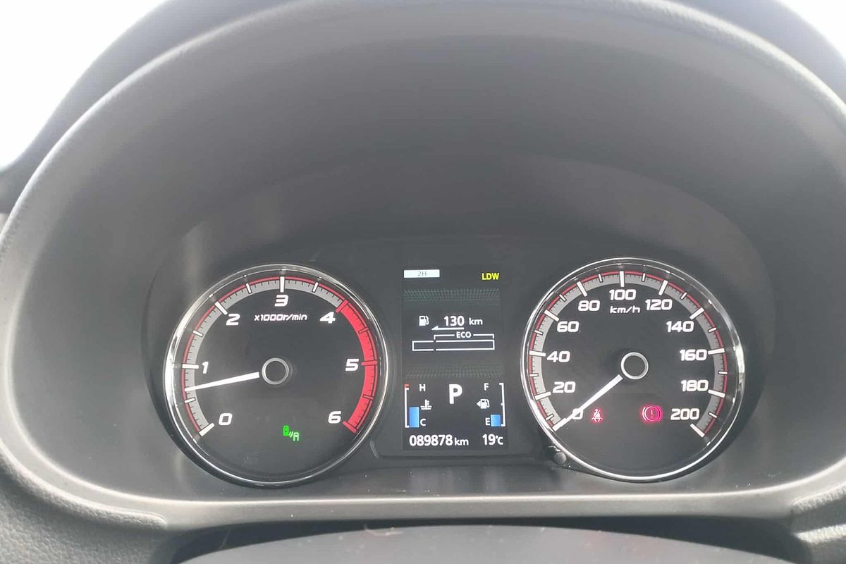 2021 Mitsubishi MR