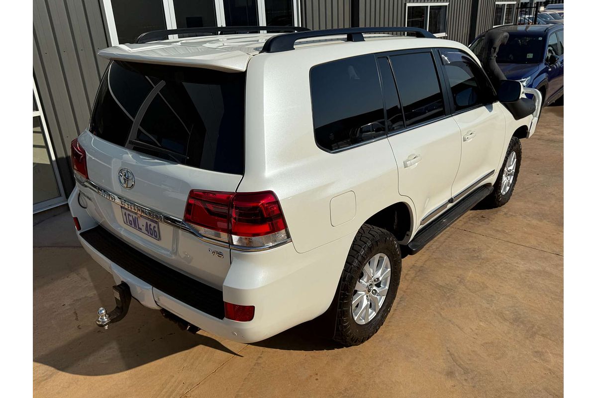 2017 Toyota Landcruiser Sahara VDJ200R