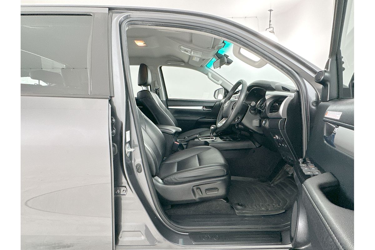2022 Toyota Hilux SR5 GUN126R 4X4