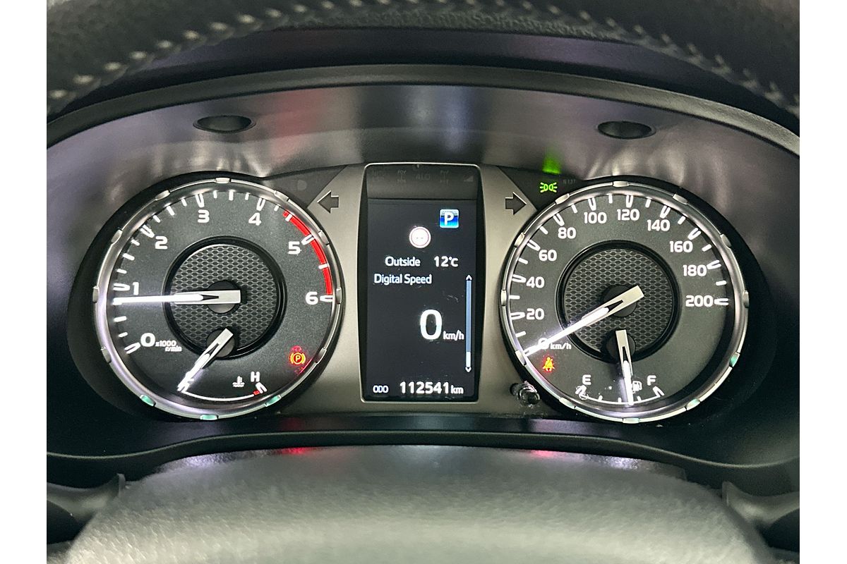 2022 Toyota Hilux SR5 GUN126R 4X4