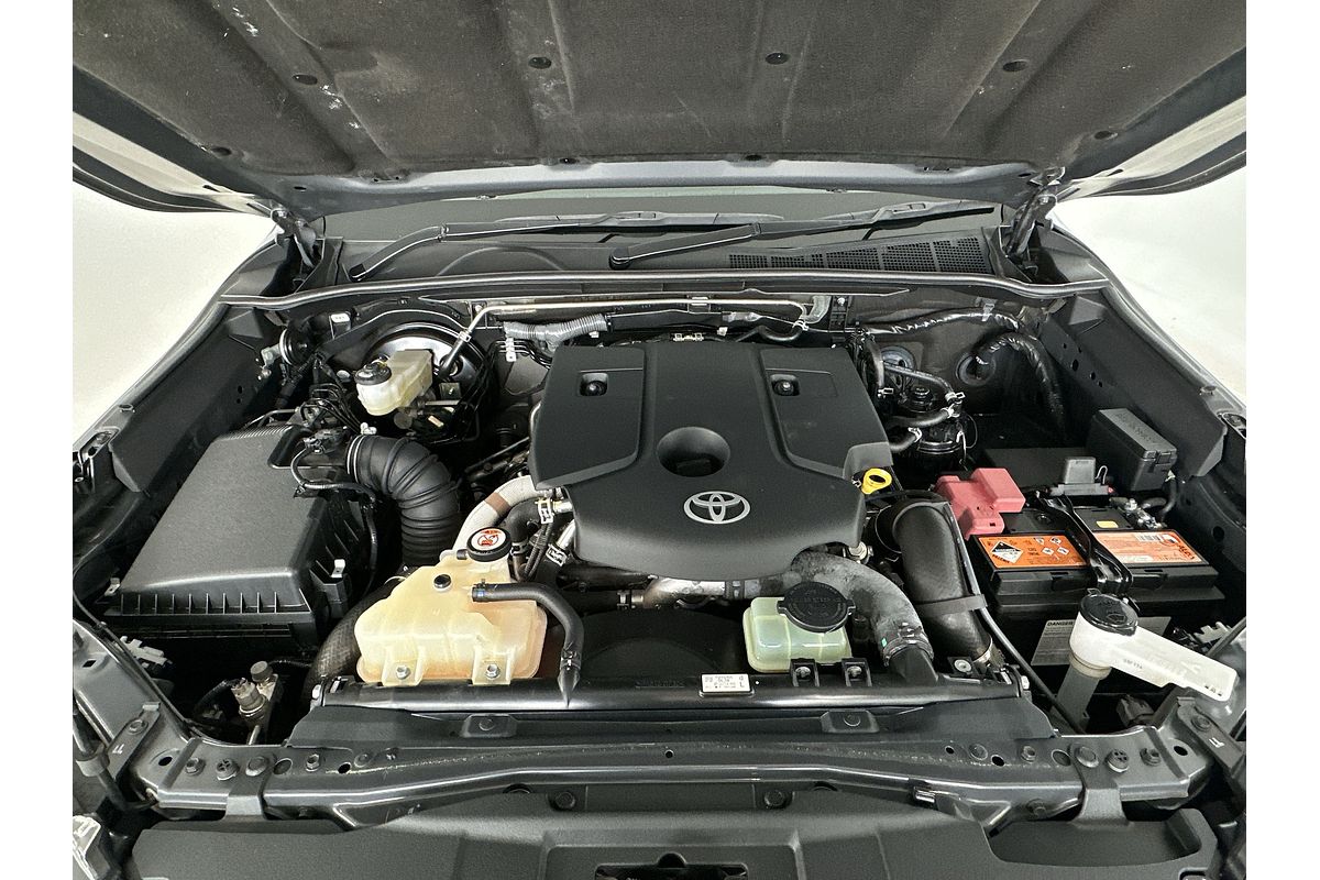 2022 Toyota Hilux SR5 GUN126R 4X4