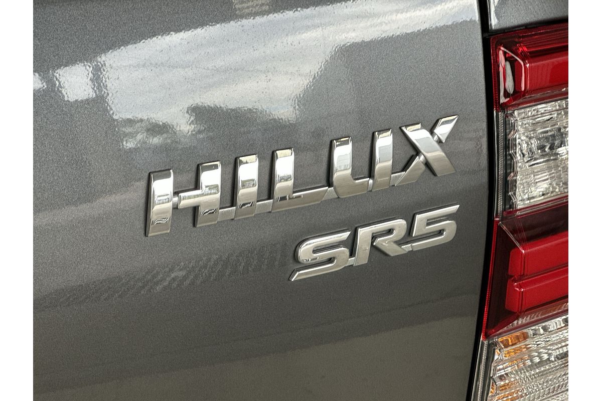2022 Toyota Hilux SR5 GUN126R 4X4