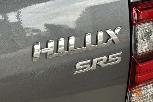 2022 Toyota Hilux SR5 GUN126R 4X4