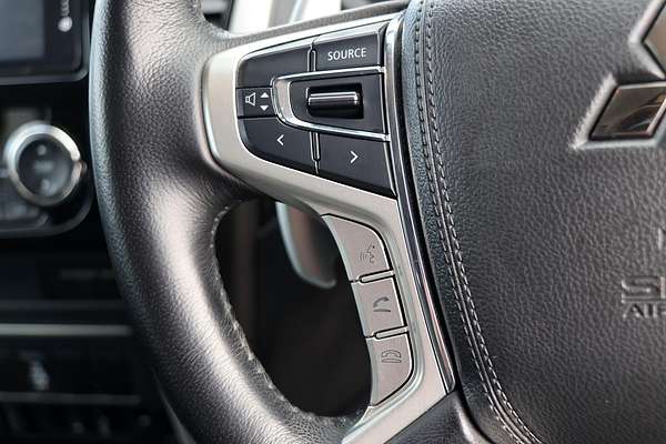 2022 Mitsubishi Triton GSR MR 4X4