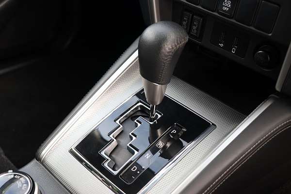 2022 Mitsubishi Triton GSR MR 4X4