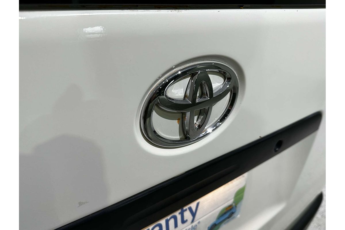 2016 Toyota Hiace Commuter KDH223R
