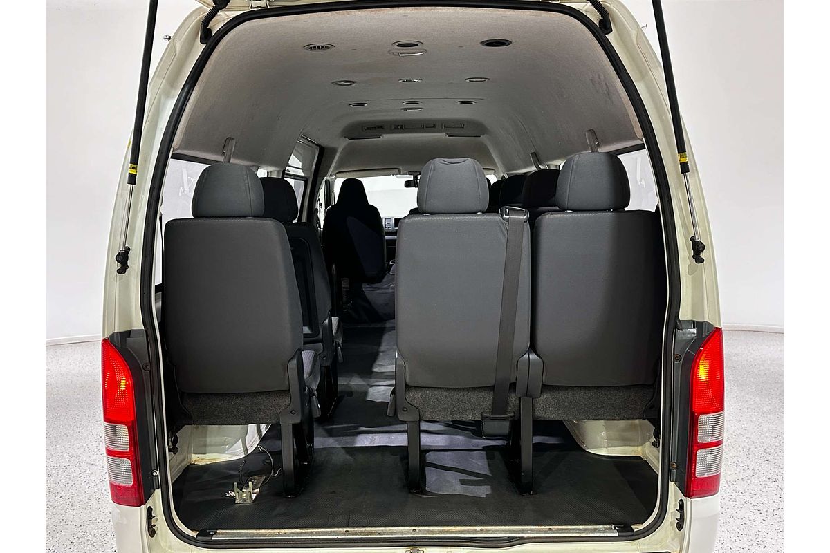2016 Toyota Hiace Commuter KDH223R