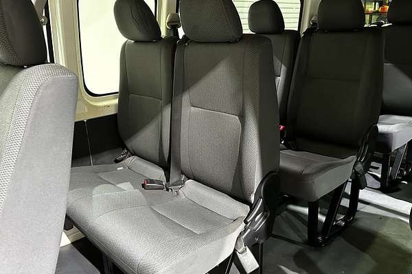 2016 Toyota Hiace Commuter KDH223R