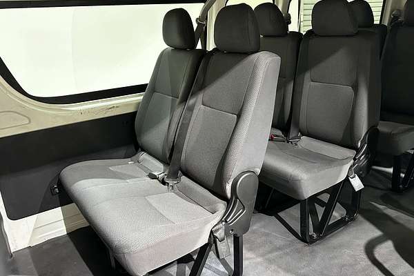 2016 Toyota Hiace Commuter KDH223R