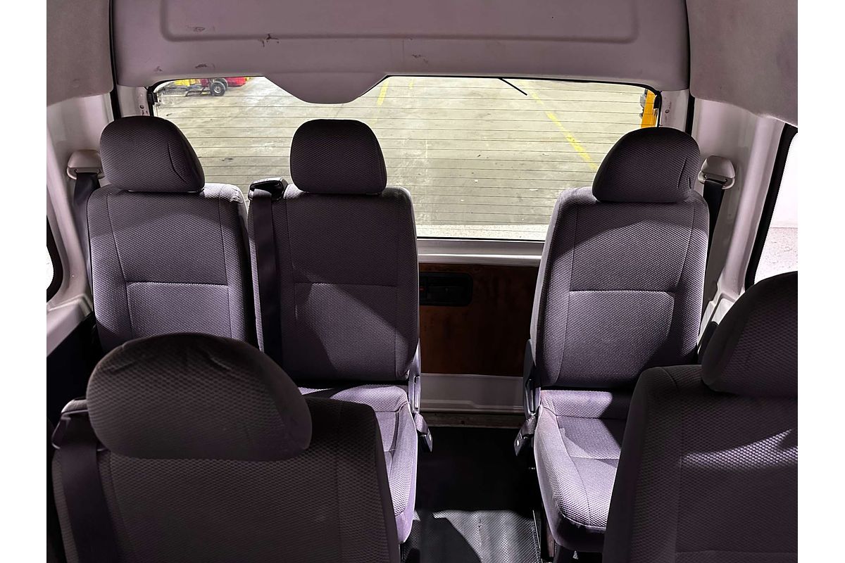 2016 Toyota Hiace Commuter KDH223R