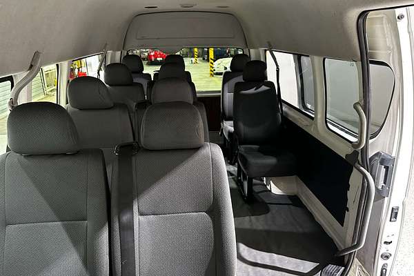 2016 Toyota Hiace Commuter KDH223R