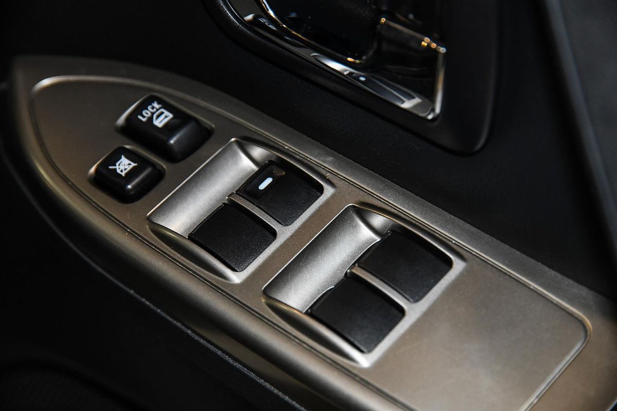 2021 Mitsubishi Pajero GLX NX