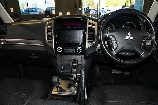 2021 Mitsubishi Pajero GLX NX