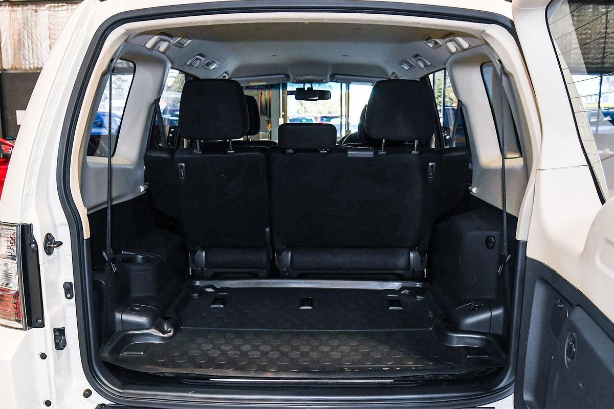 2021 Mitsubishi Pajero GLX NX