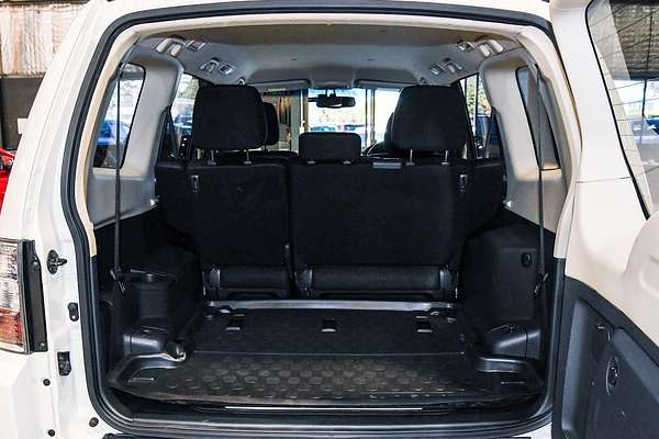 2021 Mitsubishi Pajero GLX NX