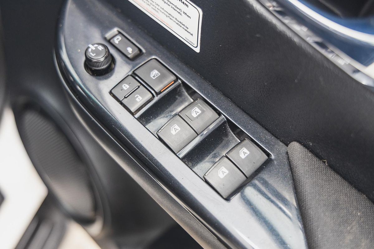 2020 Toyota Hilux SR5 GUN126R 4X4