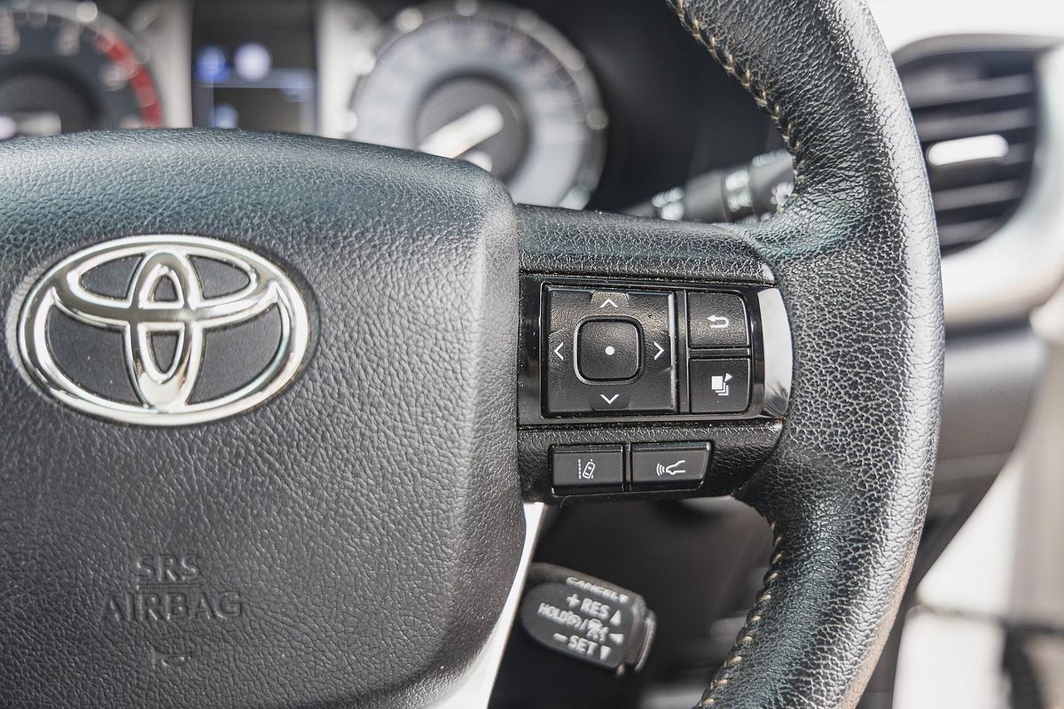 2020 Toyota Hilux SR5 GUN126R 4X4